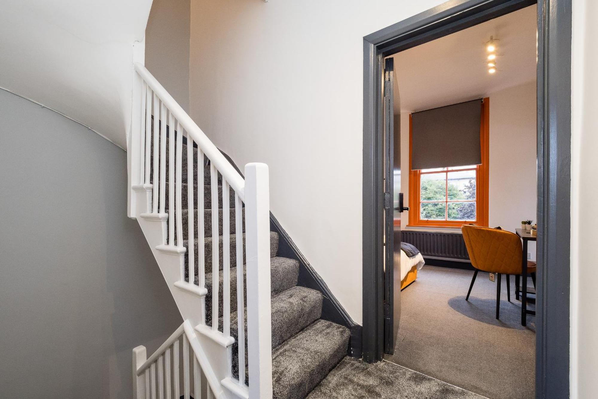 Spacious 6 Ensuite Bedroom House In Central London Eksteriør bilde