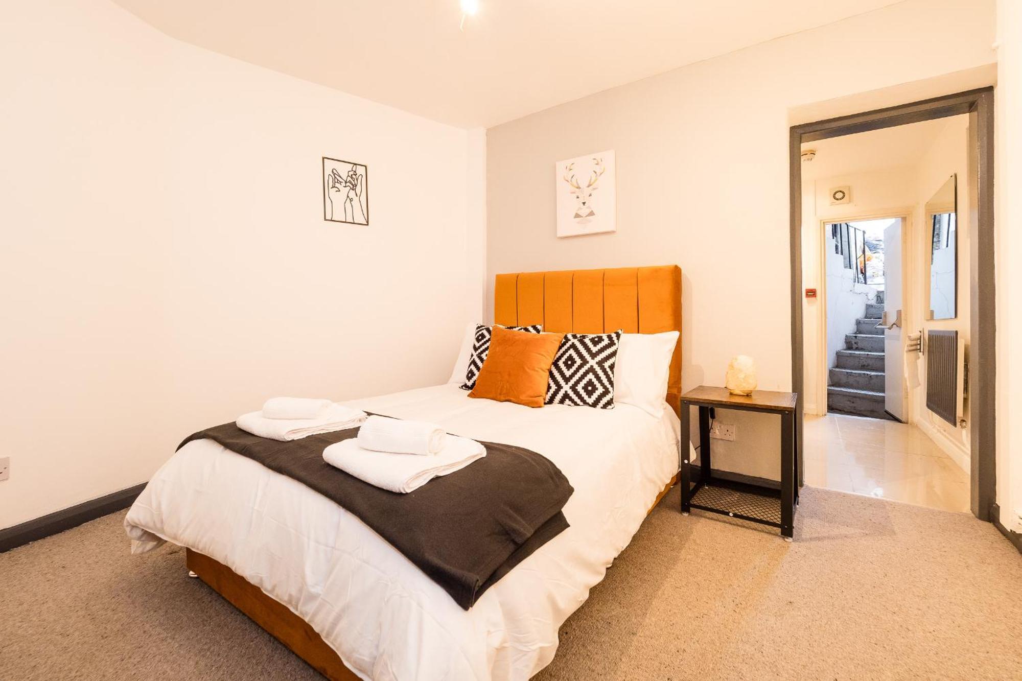 Spacious 6 Ensuite Bedroom House In Central London Eksteriør bilde
