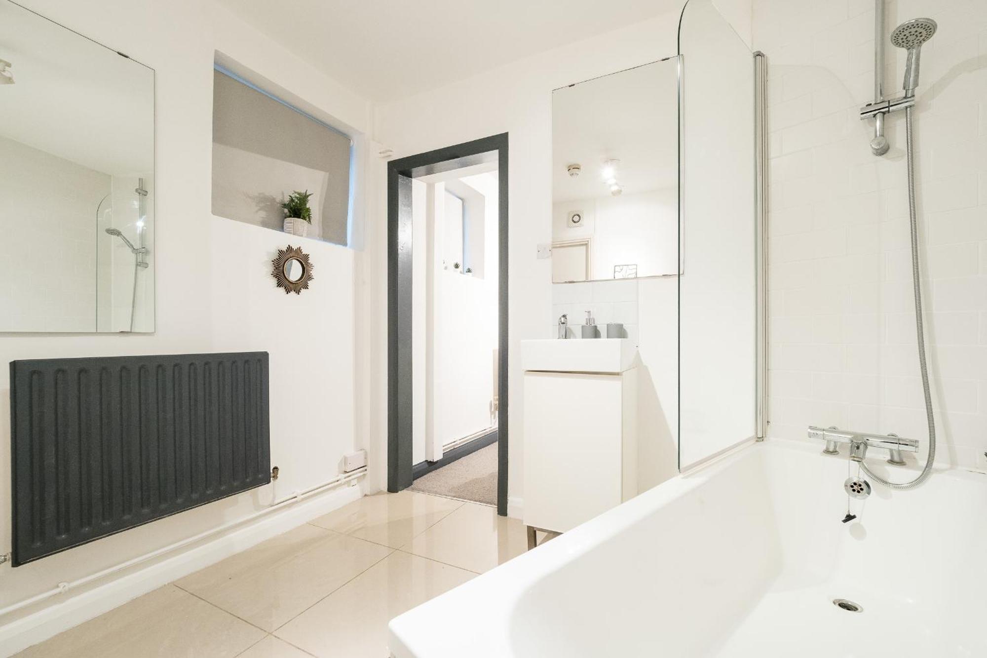 Spacious 6 Ensuite Bedroom House In Central London Eksteriør bilde